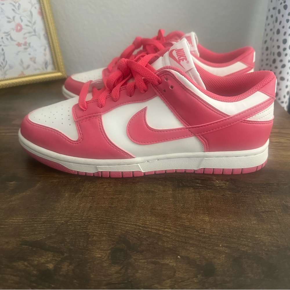 Nike Dunk Low WMNS “Pink/White” - Picture 3 of 7